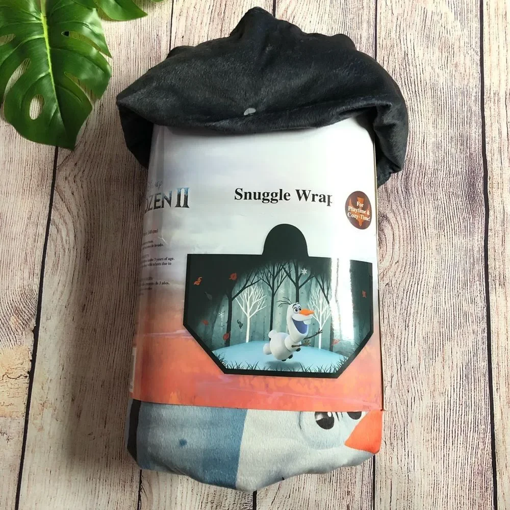 Frozen II Olaf Snuggle Wrap, Hoodie Blanket